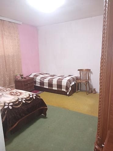 ramanida kreditle evler: TƏCİLİ SATILIR həyət evi 1ci mərtəbədə 4 yataq otağı və sanuzel. 2ci — 10