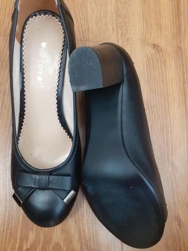 4xl nece razmerdi: Tuflilər, Ölçü: 38, rəng - Qara, İşlənmiş — 4