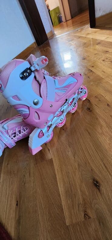 детские защитные шорты для роликов: Çəhrayı rəngdə uşaq rolikləri rahatlıq və təhlükəsizlik üçün nəzərdə — 4