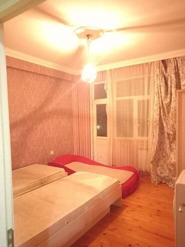 kirayr evler: Xətai rayonu,,Xalqlar metrosu, Serhedcinin arxasinda yerlesen,14 — 7