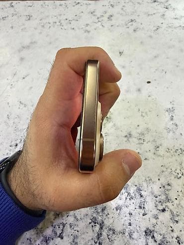 iphone 16 satilir: IPhone 16 Pro, 128 GB, Qızılı, Simsiz şarj, Face ID — 4