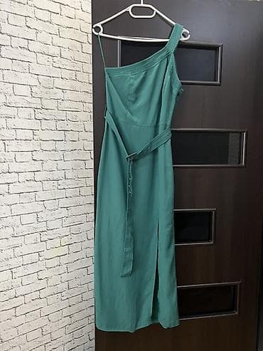 platye: Brend: Koton (Arzu Sabancı for Koton) Ölçü: 38 Model: Tək çiyinli — 1