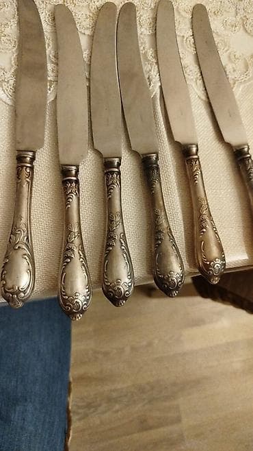 qedimi sandiqlar: Qedimi bicaqlar 6 ededdir — 1