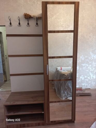 трюмо в прихожую: Б/у, Шкаф в прихожей — 1