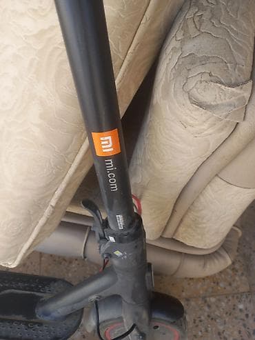 Xiaomi Mi Electric Scooter (M365 seriyası) - Marka/model: Xiaomi Mi
