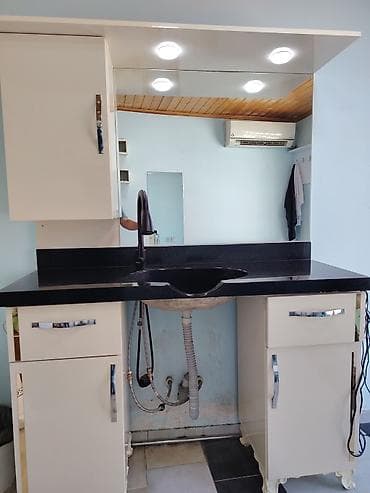 asma tavan: Salon üçün lavabo və güzgü dəsti - Komplekt: üst hissədə iri güzgü — 1