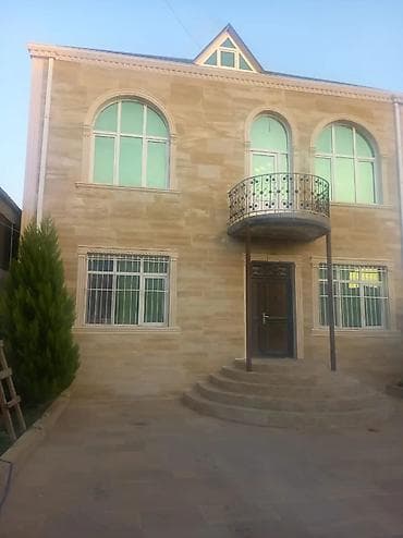gencede ev: İki mərtəbəli fərdi yaşayış evi TAM TƏMİRLİ Ünvan: Mərkəzi — 1