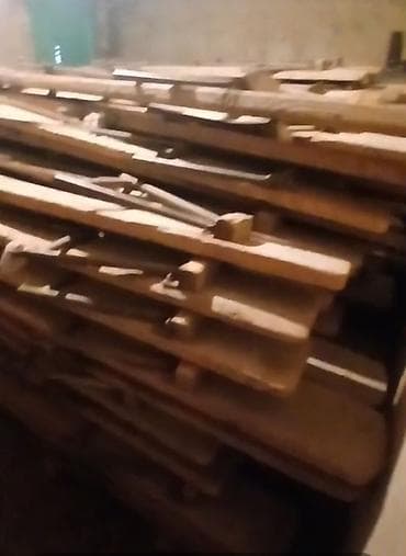 ucuz taxta: Ağstafa rayonu. Aşağı kesem. Prakata qablar, stol, stular 30 eded — 2