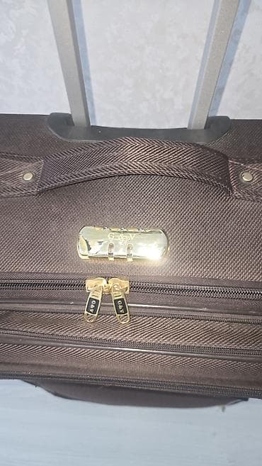 tote bag: Çamadan L ölçüdür.heç bir problemi yoxdur.butun zamokları ve tekerleri — 3
