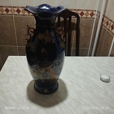 ğullər: Bir vaza, Keramika — 1