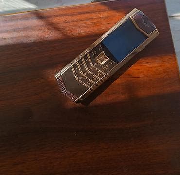 nokia art: Vertu rəng - Qızılı, Düyməli — 10