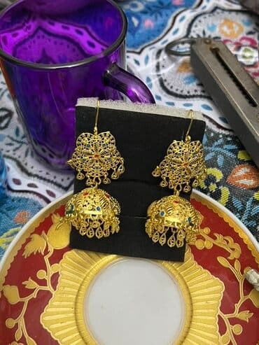 цена 1 карата бриллианта в баку: Qızılı rəngli milli üslubda sırğa dəsti - Dizayn: Zərif filiqran — 1