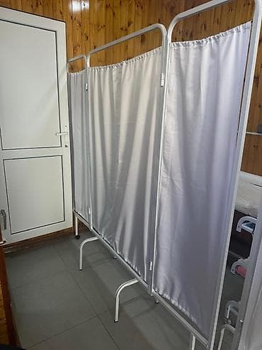 Arakəsmə satılır 220 Azn 2 ədəddir.Heç işlənməyib yenidir.Hündürlüyü — 1