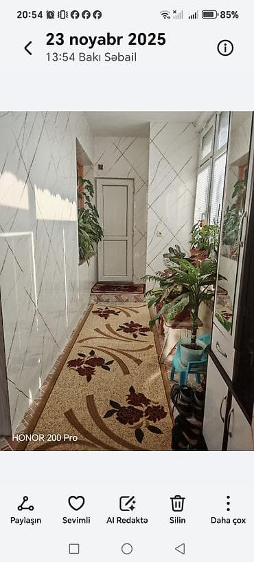 təcili satıram 3 otaqlı mənzil: Səbail rayonu Bayil da 3otaqlı həyət evi satılır. Sahəsi 110kv m — 8