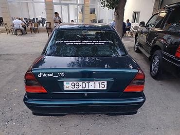kros moto: Mercedes-Benz 240: 2.4 l | 1998 il Sedan — 6