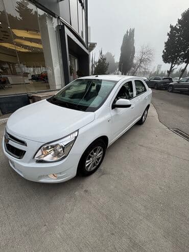 kia forte 2017: Chevrolet Cobalt: 1.6 l | 2024 il 40000 km Sedan — 1