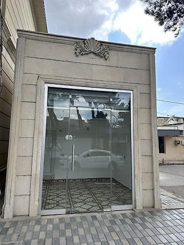 Недвижимость: Paket kupçalıdır,Mərkəzi yolda,avtobus dayanacağının önündə — 1