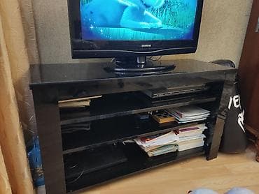 ev eşyalarl: Düz TV altlığı, Polkalı, Laminat — 2