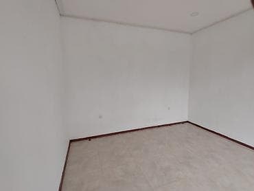 ev alqi satqi kiraye: QUSAR 12KV İcarəyə obyekt – vitrinli küçə səviyyəli sahə - Yol — 4