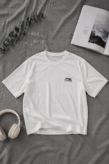 Unisex qısaqol köynəklər kolleksiyası - Stil: Klassik kruq-yaxa, düz