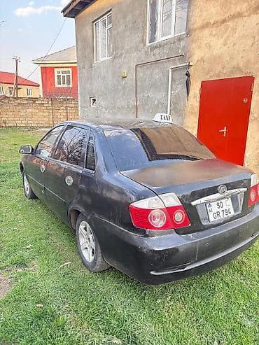 kia ceed motor: LIFAN Breez (520): 1.6 l | 2008 il Sedan — 4