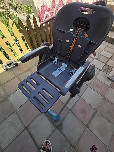 Uşaq yemək stulu - Marka/model: Chicco Polly (etiket və konstruksiya