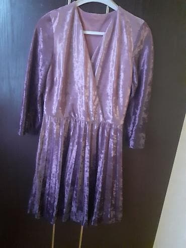 kofta m: Məhsul: 2 qadın paltarı dəsti 1) Bənövşəyi məxməri mini don - Parça — 1