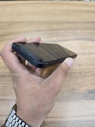 ipad mini 5 irşad electronics: IPhone 13, Qara — 3