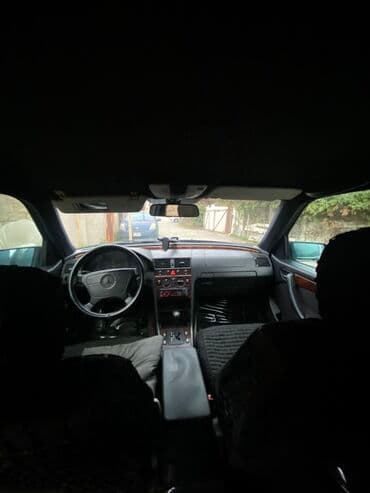 mercedes c dizel: Mercedes-Benz : 1.8 l | 1998 il Sedan — 8