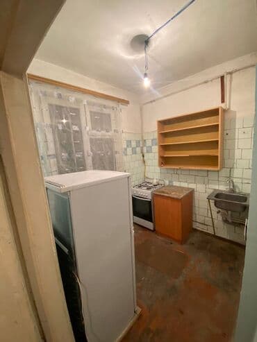 keşlede kiraye evler 2025: Memar əcəmi metrosu 4 mkr 5 mərtəbəli binanın 2-ci mərtəbəsində 2 — 4