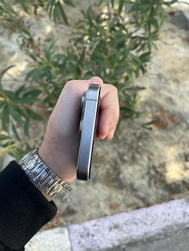 ikinciel iphone: IPhone 15 Pro, 128 GB, Natural Titanium, Face ID — 6
