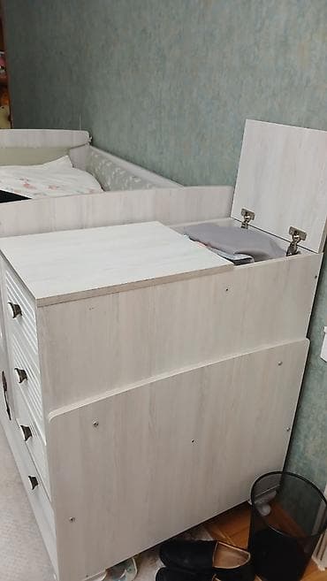 Oğlan və qız üçün, Dördbucaq, Beşik, Matras ilə, Yellənmə mexanizm ilə — 5