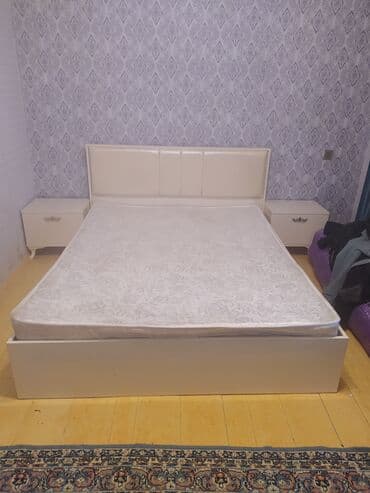 mat metbex mebelleri: Çarpayı və iki eded tumbaları tecili satilir olcu 160.200.unvan Zabrat — 1