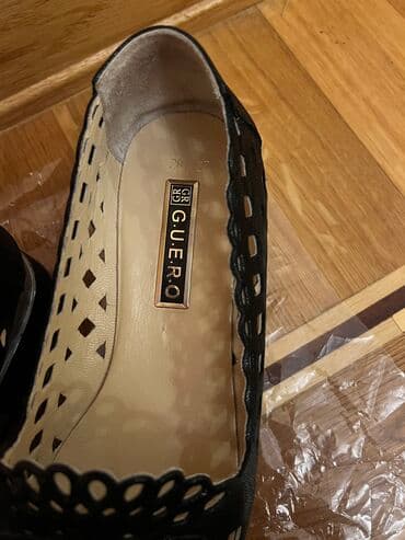 белые босоножки на тракторной подошве: Размер: 37, цвет - Черный, Новый — 3