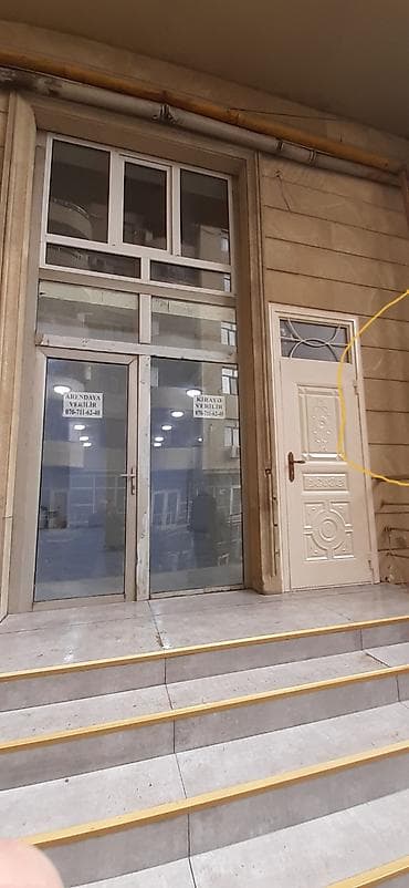 Yeni Yasamalda albalı uşaq baxçası ilə üzbəüz binada. Bütün — 1