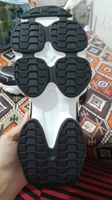 женские кеды сникерсы: Размер: 36, цвет - Черный, Новый — 3