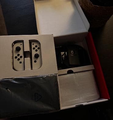 rainbow six siege: Nintendo Switch Oled. Ag rengde. Bir nece aydir almisham, cox az — 5