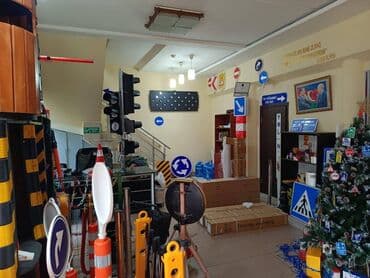 kiraye kafe verirem: Obyekt teze bazarin yaninda(kohne) yerlesir.Obyekt 3 mertebeli 8 — 15