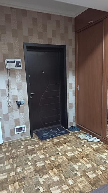 merdekan ev satilir: Studiya, Yeni tikili, 60 kv. m — 10