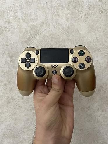 elden ring disk: Joystick orginaldır,sağ analoqunda sürüşmə var qalan bütün düymələr — 1