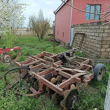 otaq yoldası: Traktor mtz 89.2 satılır. İli 2018. 5944 moto saat. Hər şeyi zavoddu — 6