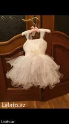 Cinslər və şalvarlar: Paltar
bir yash teze — 1