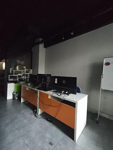 Ofis üçün iş masaları Təsvir: - Modul tipli ofis masaları: düz — 2