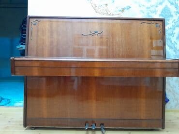 skripka 4 4: Upright piano – klassik dizayn, təbii taxta korpus - Korpus: parlaq — 2