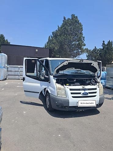 ford transit radiator: Ford Transit: 2.2 l | 2011 il 276800 km Universal — 3