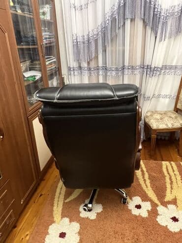 3d ручка: С колесиками, Рукояти не регулируются, Кожа — 3