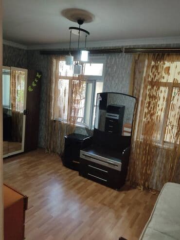 şirvan kiraye: 28 may metrosunun 3-cü çixişında yerləşən 5 mertebeli binanın 1-ci — 11