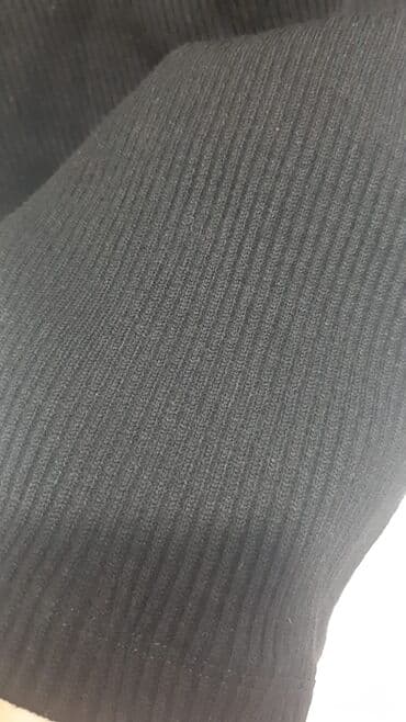 elbiseler: 1defe seliqeli geyinilib.Yeniden seçilmir.Material trikodur.Yaxın — 2