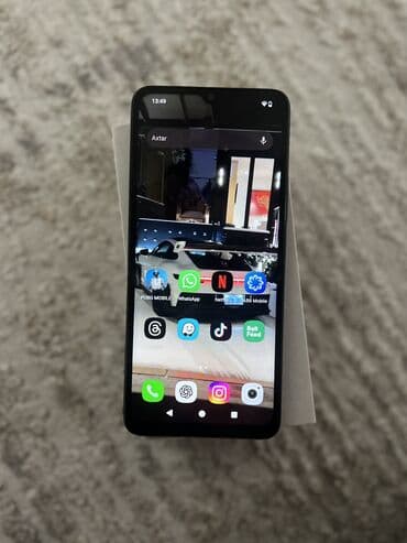 narda 2 manatliq internet: Redmi A3x, 64 GB, rəng - Qara, Face ID — 8