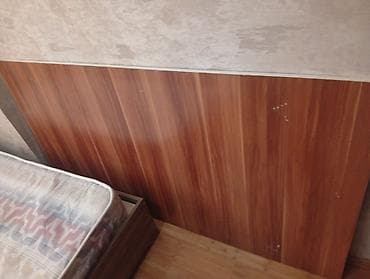 pismenni stol: İkinəfərlik çarpayı, Dolab — 4